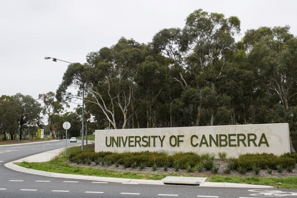 University of Canberra Vice-Chancellor’s Social Champion Scholarships Australia, 2022/2023